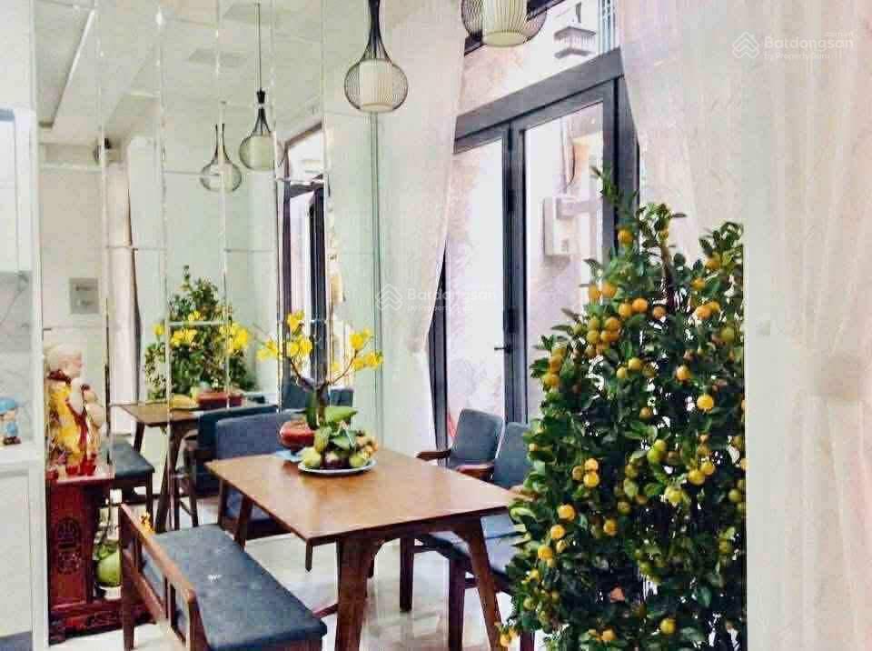 Chú 9 cần vốn làm ăn để lại giá ngộp cần bán nhà đường an bình, p6, quận 5. giá 6tỷ450/72m2. sổ sẵn