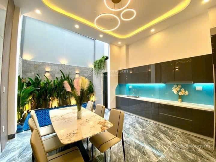 Chịu lỗ cần ra đi nhà trên đường đinh công tráng, quận 1.giá 6tỷ850/72,5m2. sổ sẵn