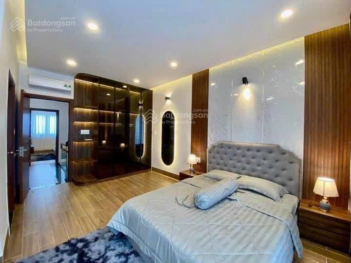 Chịu lỗ cần ra đi nhà trên đường đinh công tráng, quận 1.giá 6tỷ850/72,5m2. sổ sẵn