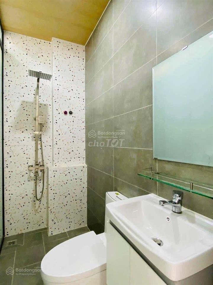 Cô 6 để lại giá ngộp cần bán nhà đừơng lâm văn bền,p.tân quy,quận 7.giá 3tỷ890.sổ hồng riêng.