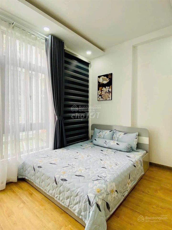 Cô 6 để lại giá ngộp cần bán nhà đừơng lâm văn bền,p.tân quy,quận 7.giá 3tỷ890.sổ hồng riêng.