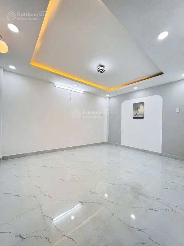 Định cư nước ngoài chính chủ cần bán nhà gần mt trên đường đinh bộ lĩnh,p12,bình thạnh.giá 3tỷ950.