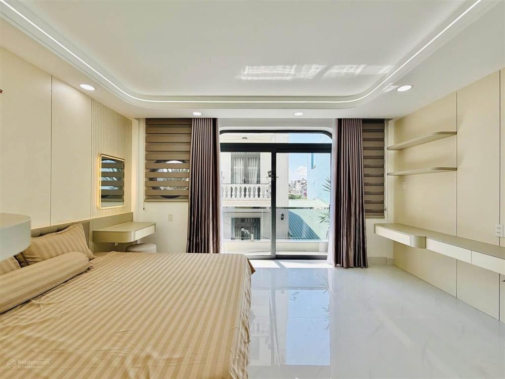 Chính chủ kẹt vốn cần bán nhà hoàng hoa thám, p13, tân bình. 71,3m2. sổ sẵn