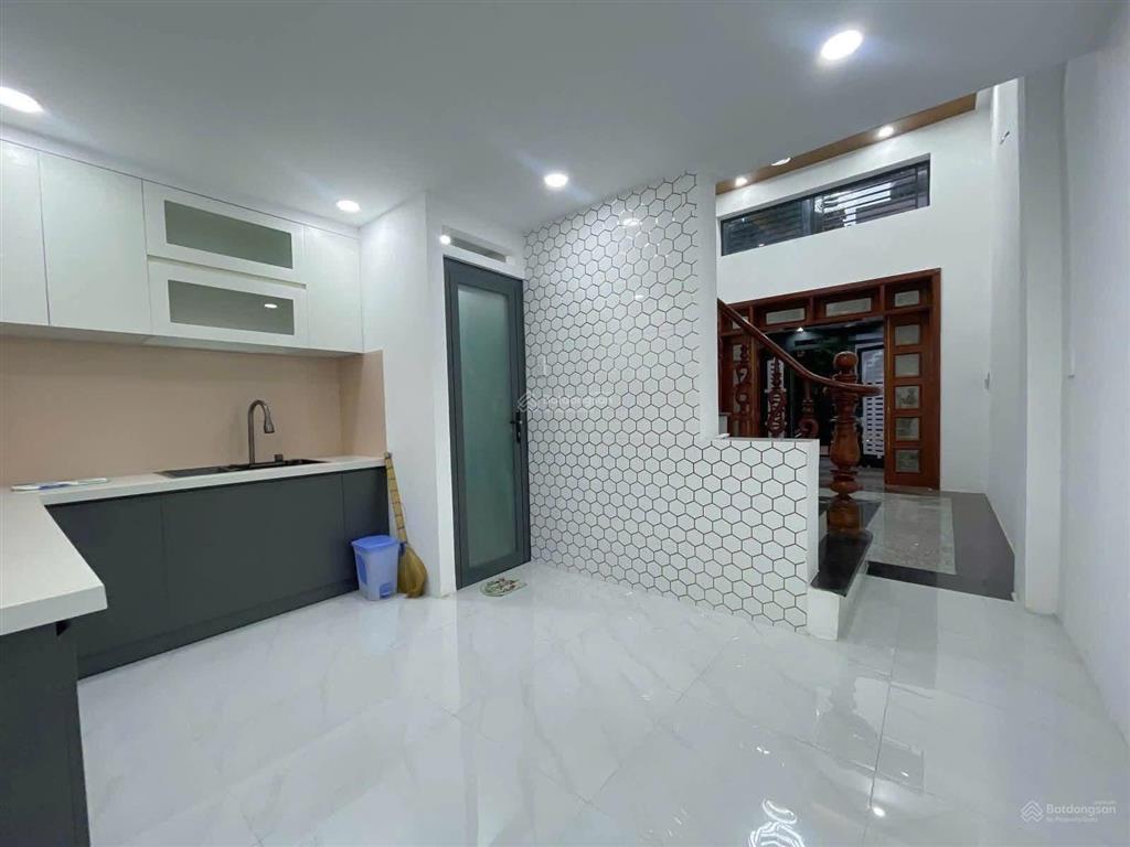 Cần tìm chủ mới bán nhà trên đường chu văn an, p12, bình thạnh. giá 6tỷ830/88,4m2. sổ sẵn
