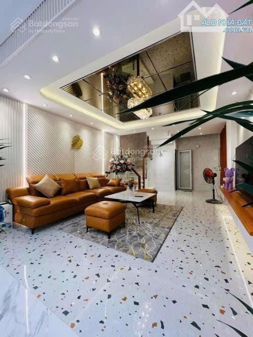 Chủ nhà chịu lỗ cần bán nhà đường vạn kiếp, p. 3, q. bình thạnh. giá 6tỷ080/74,4m2. sổ hồng riêng