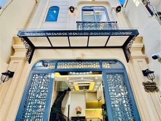 Tôi chủ nhà cần tiền kinh doanh bán nhà trên đường nhiêu tứ, p7, quận phú nhuận. 62,35m2