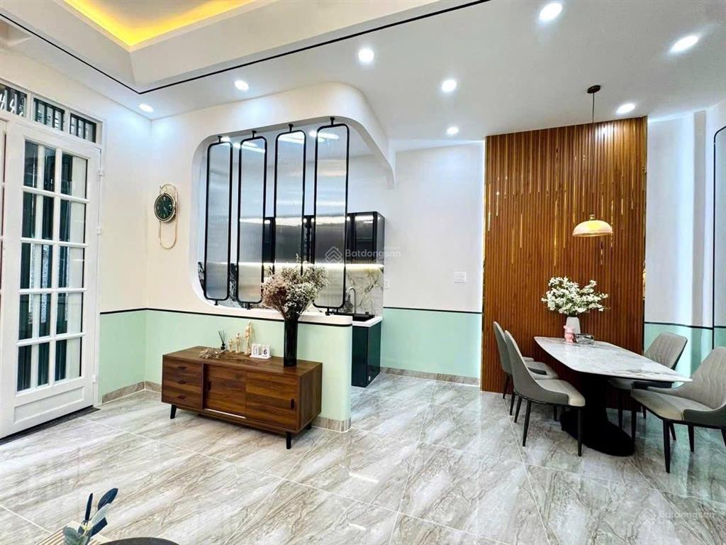 Bán nhà vị trí vàng trên đường nguyễn thị huỳnh, p8, quận phú nhuận. giá 6tỷ280/62,5m. shr.