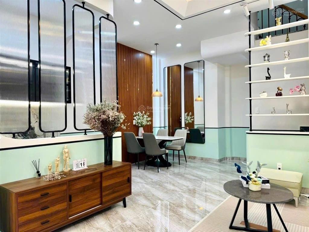 Bán nhà vị trí vàng trên đường nguyễn thị huỳnh, p8, quận phú nhuận. giá 6tỷ280/62,5m. shr.