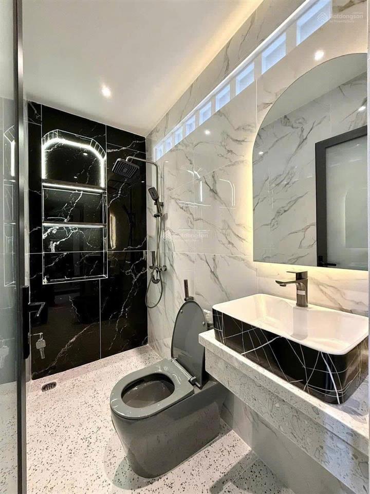 Bán nhà có hộp đồng cho thuê 29triệu/tháng, nguyễn gia trí, p25, bình thạnh. 75,3m2. shr