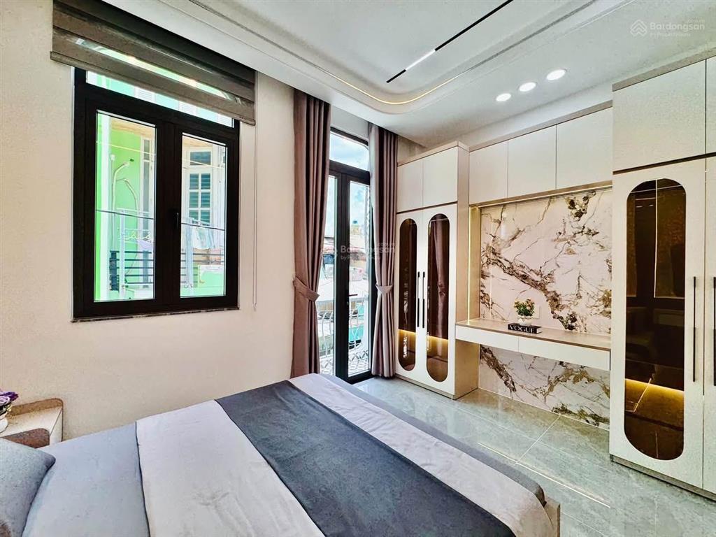 Chính chủ cần bán nhà nguyễn thị tần, p. chánh hưng, quận 8.giá 4tỷ870/66,6m2. shr