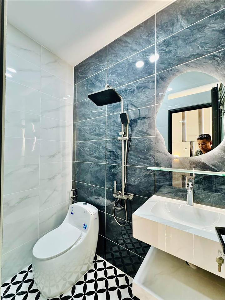 Chính chủ cần bán nhà nguyễn thị tần, p. chánh hưng, quận 8.giá 4tỷ870/66,6m2. shr