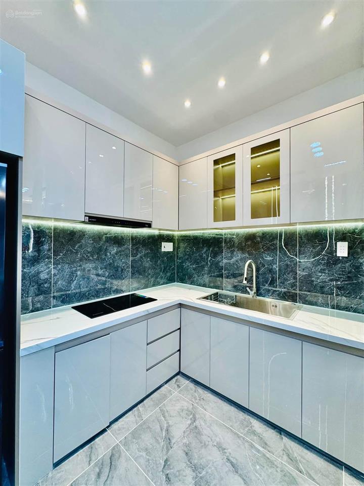 Chính chủ cần bán nhà nguyễn thị tần, p. chánh hưng, quận 8.giá 4tỷ870/66,6m2. shr
