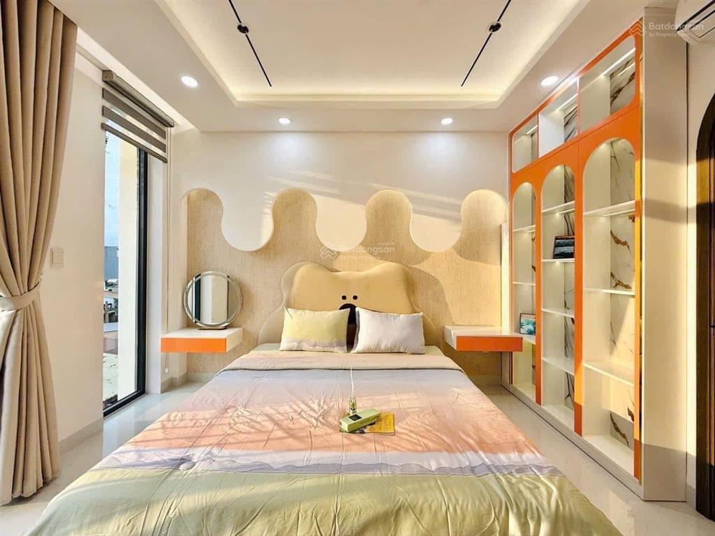 Chịu lỗ cô 7 bán nhà trên đường võ thị sáu, quận 3. giá 6 tỷ 350/64,4m2. sổ sẵn.
