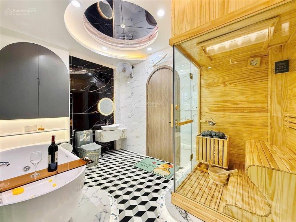 Chịu lỗ cô 7 bán nhà trên đường võ thị sáu, quận 3. giá 6 tỷ 350/64,4m2. sổ sẵn.