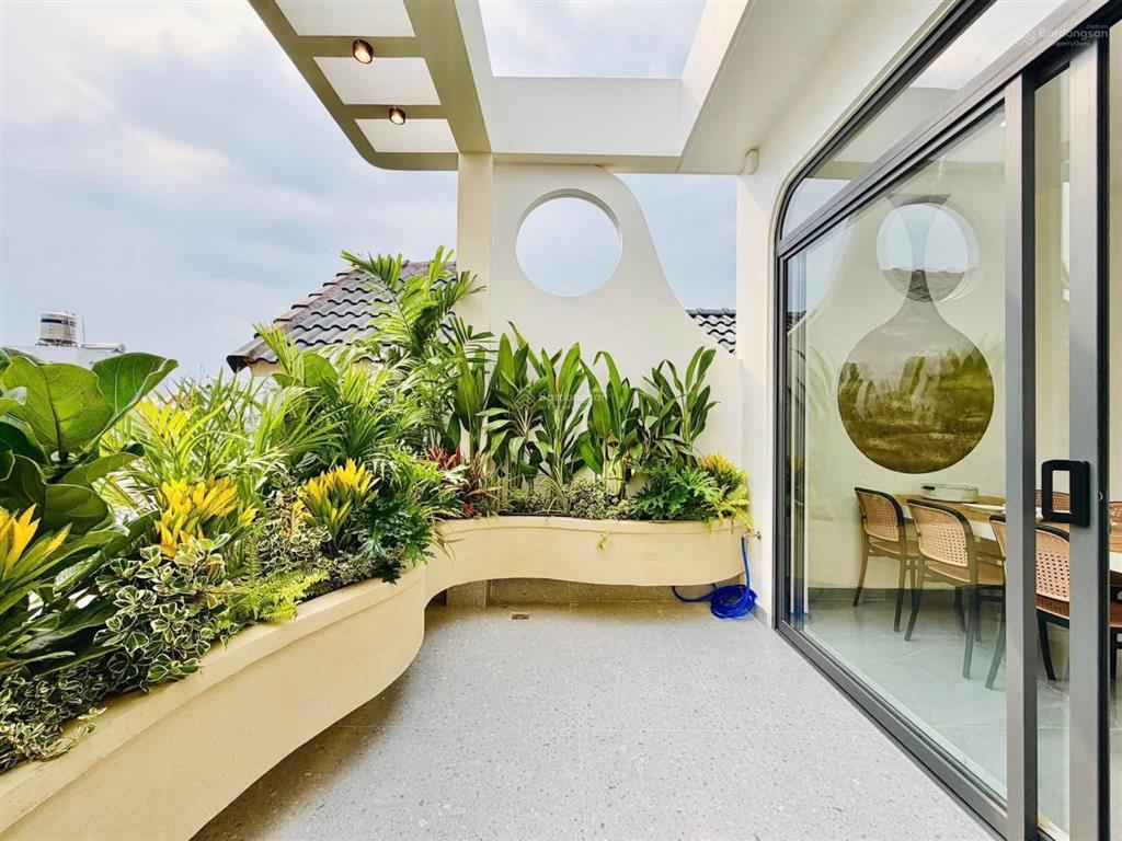 Cô chú chủ nhà định cư cần bán nhà đường trần phú, p7, quận 5. giá 5 tỷ 880 / 76,5m2. sổ sẵn.
