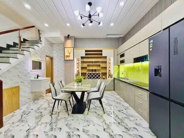 Nhà kinh doanh bán nhà mặt tiền đừơng thạch thị thanh, p. tân định, quận 1. 72m2. shr