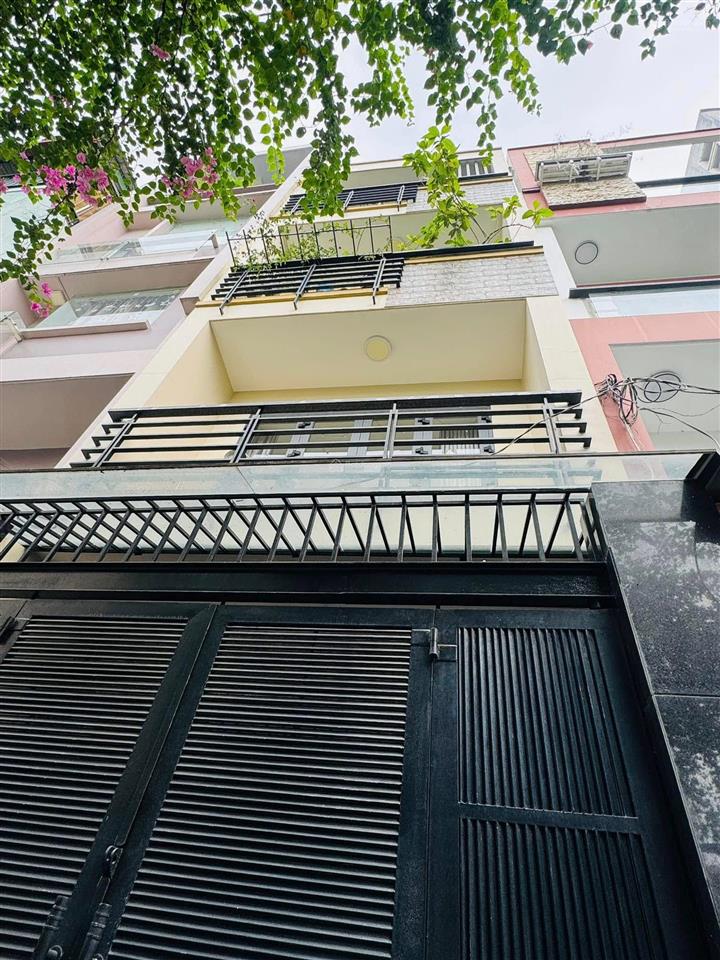 Bán nhà vị trí vàng trên đường nguyễn trọng tuyển,p15,quận phú nhuận.giá 5tỷ360/62,5m.shr.