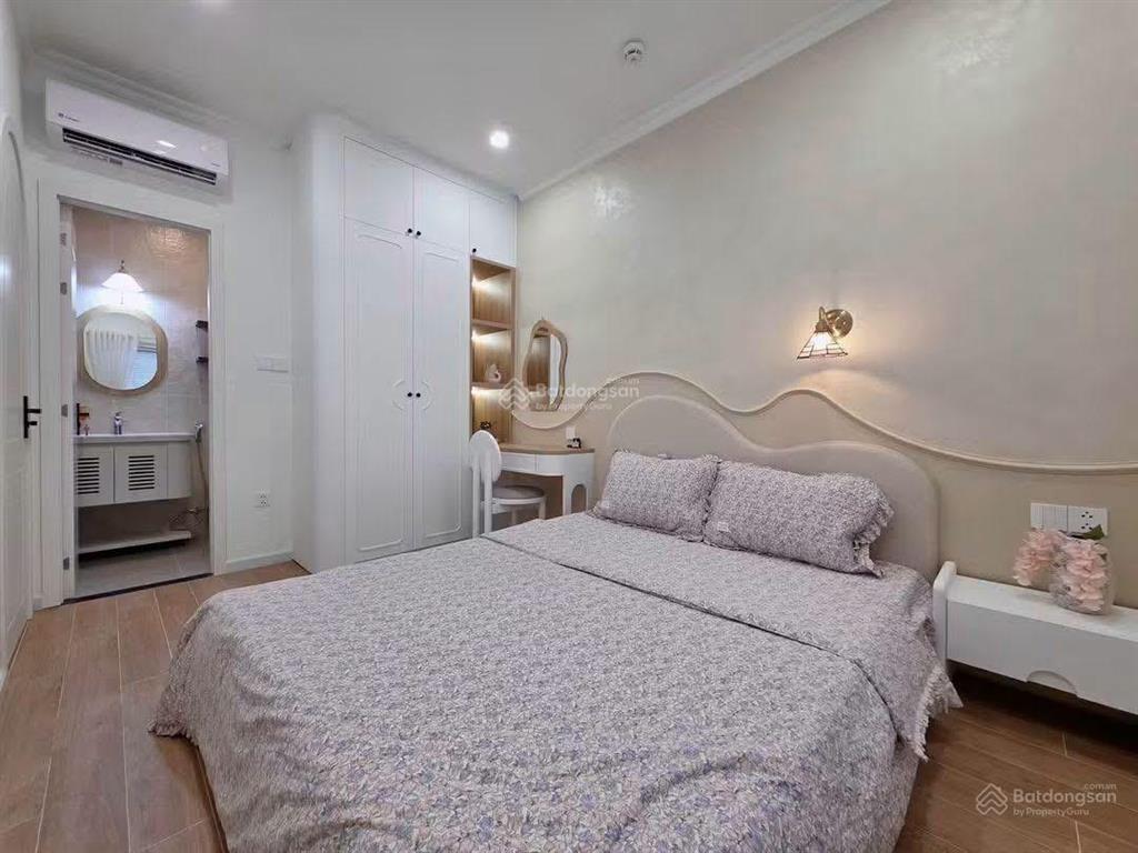 Chính chủ cần bán nhanh nhà trần đình xu,p.cầu ông lãnh,quận 1.giá 6tỷ590/69,75m.sổ sẵn.