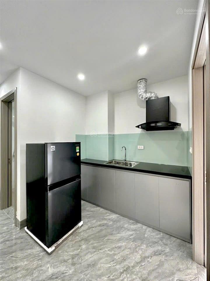 Căn hộ 1pn yên hòa  ngay nguyễn khang, sẵn full đồ, ban công cực thoáng  tiện ô tô