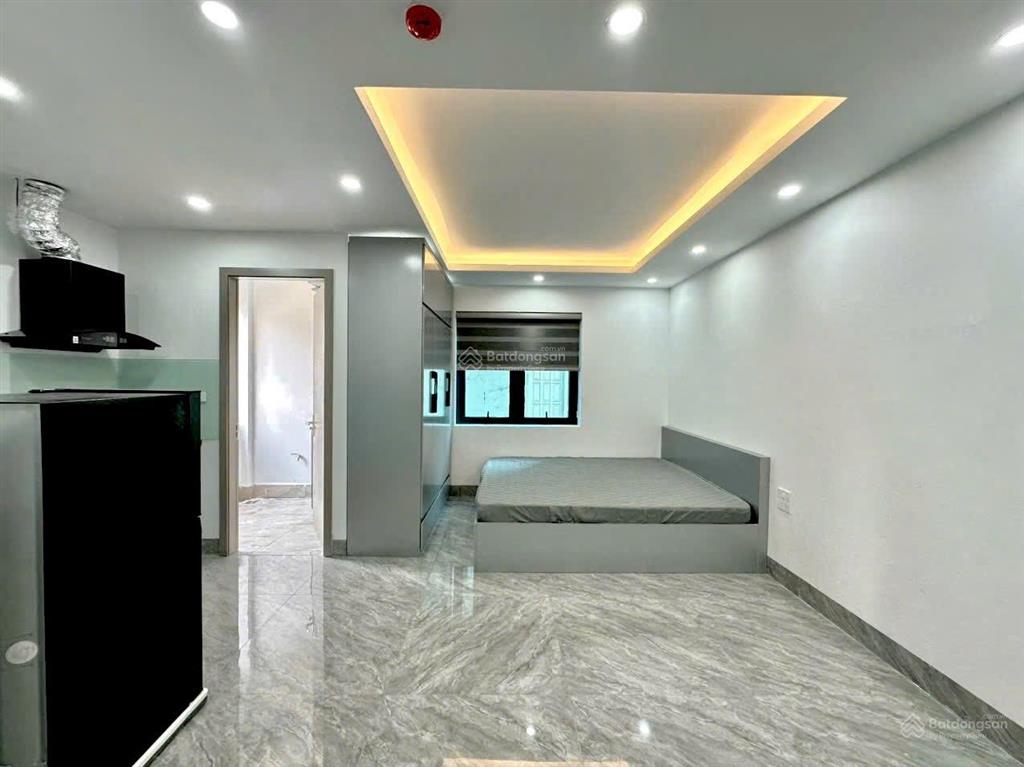 Căn hộ 1pn yên hòa  ngay nguyễn khang, sẵn full đồ, ban công cực thoáng  tiện ô tô