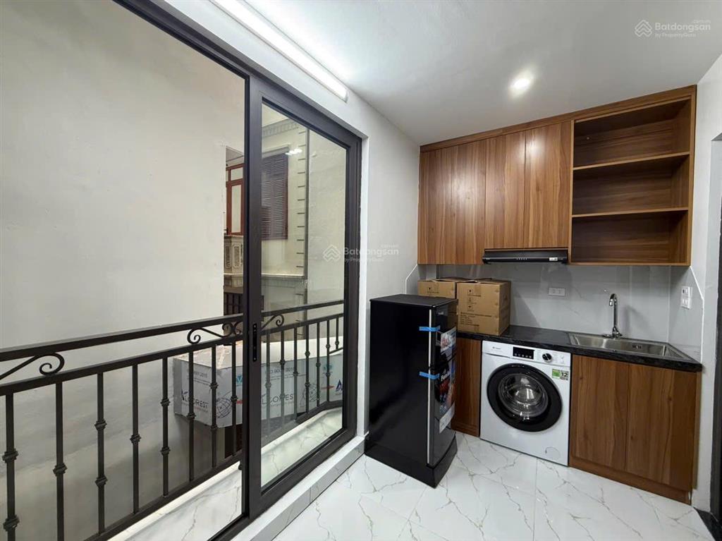 Căn hộ 1pn full đồ mới tinh tại đường quan nhân  gần ngã tư sở, đống đa cực tiện và thoáng mát