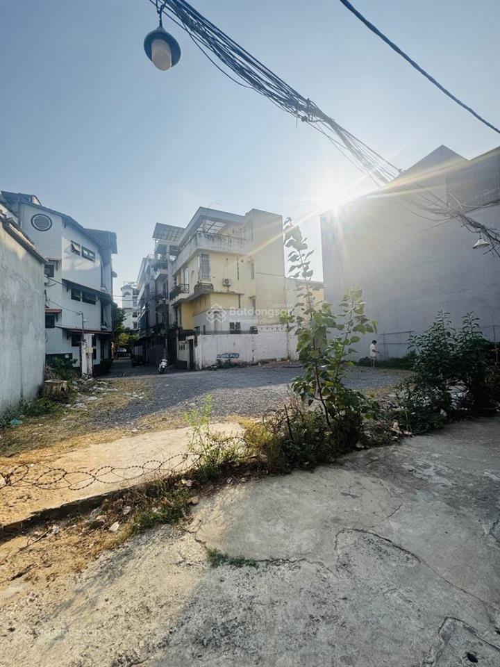 Đất tân bình 270m2, 15x17m, gần chợ phạm văn hai, lê văn sỹ giáp quận 3, 1 đời chủ, hơn 110 triệu/m