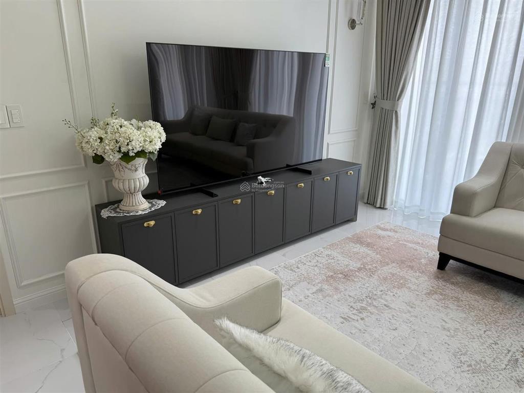 Bán căn hộ chung cư cao cấp, the rivana mặt tiền ql13, dt 97m2, giá 3,2 tỷ, 3 phòng ngủ