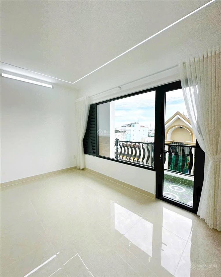 Bán nhà riêng đ. nguyễn trãi, quận 5, giá 4,3 tỷ, dt 67.5m2, đang còn hđ thuê 30 triệu/tháng