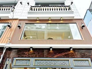 Bán nhà riêng đ. nguyễn trãi, quận 5, giá 4,4 tỷ, dt 67.5m2, đang còn hđ thuê 30 triệu/tháng