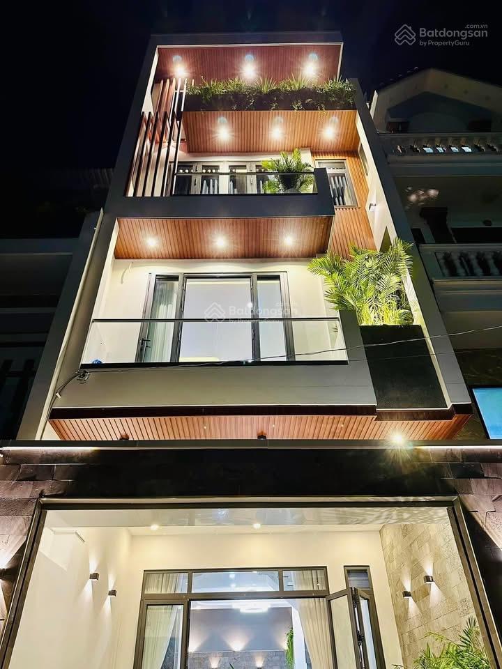 Bán nhà phố nhà phố trung tâm nam kỳ khởi nghĩa, q3, giá 4,5 tỷ, dt 62m2, hđ thuê 30 tr/tháng