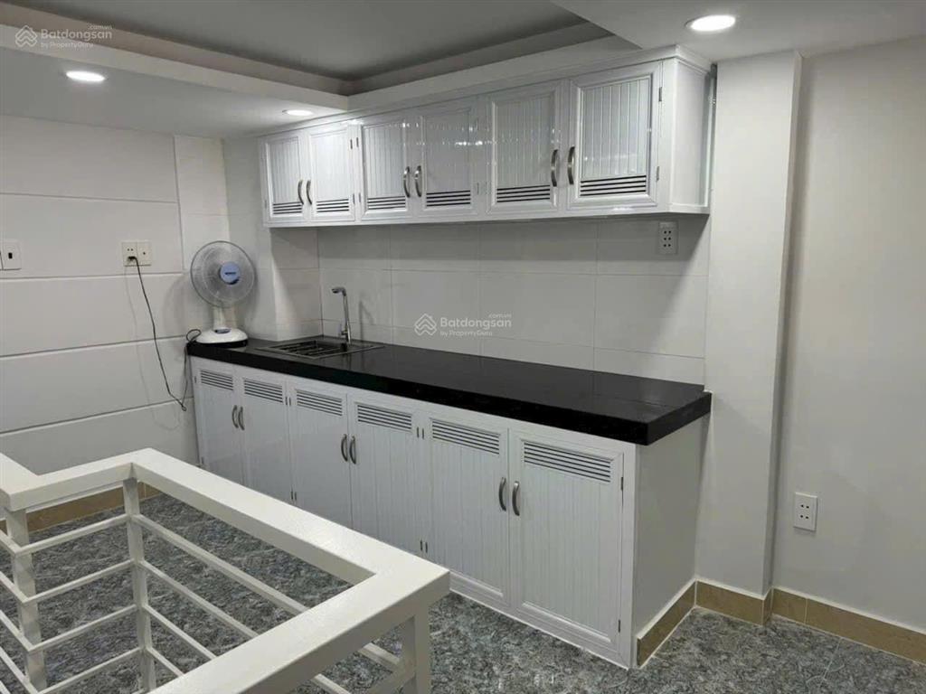 Nhà mặt tiền kinh doanh đường điện biên phủ, bình thạnh, dt 68,8m2, giá 4,9 tỷ, cách q1 chỉ 2km