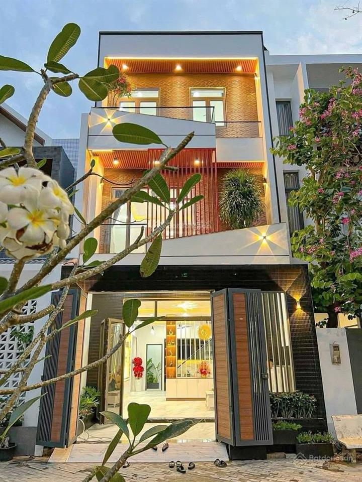 Nhà gần trường đh văn lang, nơ trang long, bình thạnh, dt 67m2, còn hđ thuê 20tr/tháng