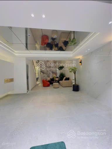 Bán gấp nhà đường diên hồng, q. bình thạnh, dt 85m2, đang cho thuê 22tr, giáp q1