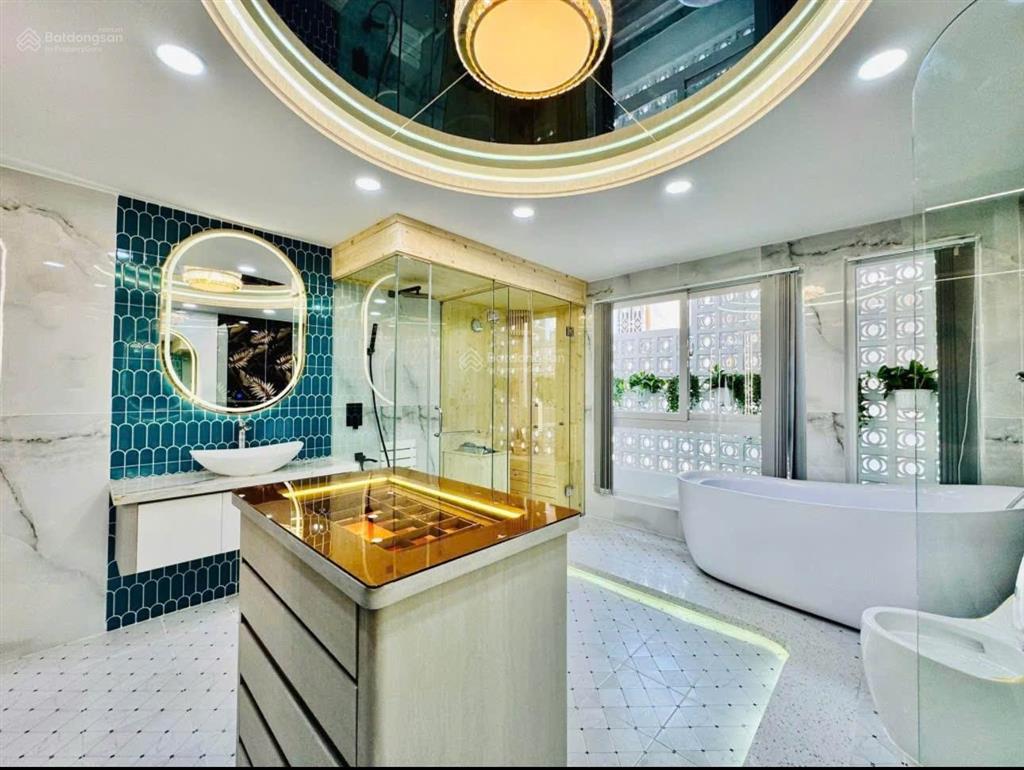 Bán nhà đường nguyễn trãi, quận 5, dt 62m2, đang cho thuê hơn 25 triệu/tháng