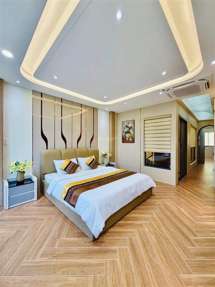 Bán tại trần phú, q5, giá cực chất với 67m2, giá 5,67 tỷ, gần ngã 6 cộng hòa, đang cho thuê 31tr