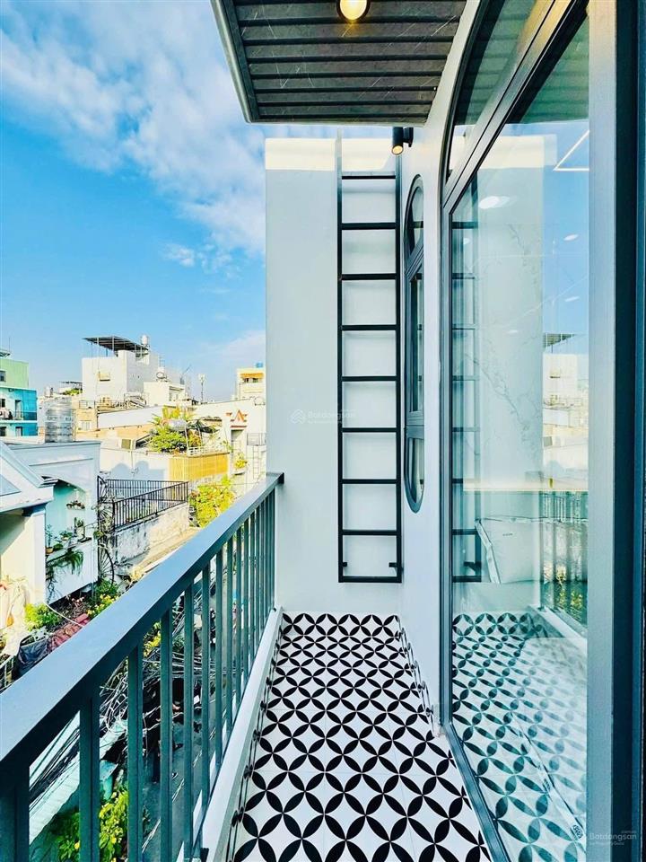 Bán nhà riêng tại hồ văn huê, 40 m2, giá 4,5 tỷ, 3pn, 3wc, ra sân bay chỉ hơn 5 phút