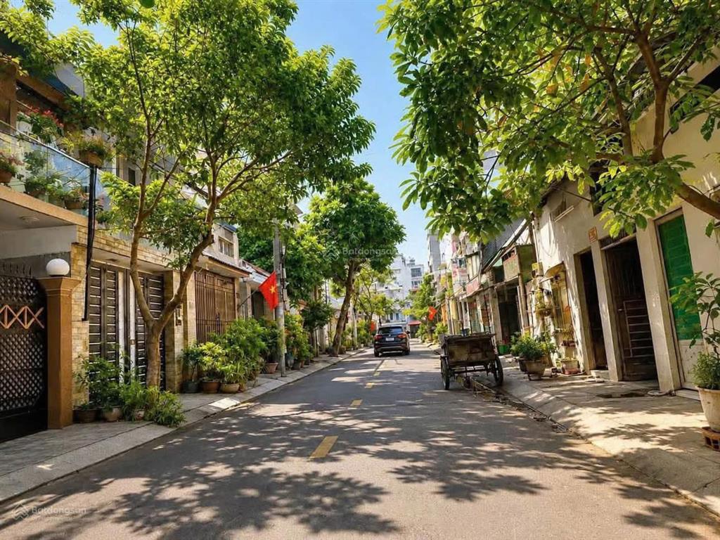 Bán nhà dương quảng hàm, gò vấp, giá 3,68 tỷ, 76m2, gần siêu thị emart  phan văn trị