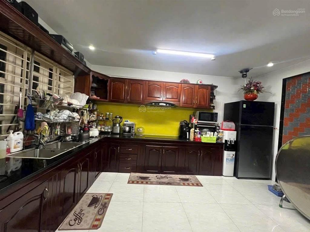 Bán nhà trung tâm q1, tôn thất tùng, 72m2, giá 5 tỷ, kế bên cv tao đàn