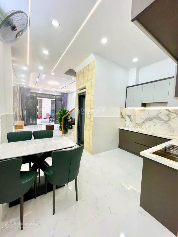 Nhà nhỏ mà xin đ. bà huyện thanh quan, q3, 4 tỷ, giá siêu hời, 48m2 (4,8x10m)
