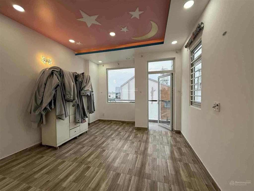 Hiếm có vô nhị nhà an phú đông, quận 12, 101m2 còn hđ thuê 15 tr/tháng