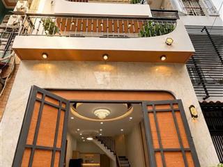 Bán gấp nhà bến vân đồn  quận 4, giá chỉ 4,25 tỷ, diện tích  45,6m2, qua cầu ông lãnh là tới q1