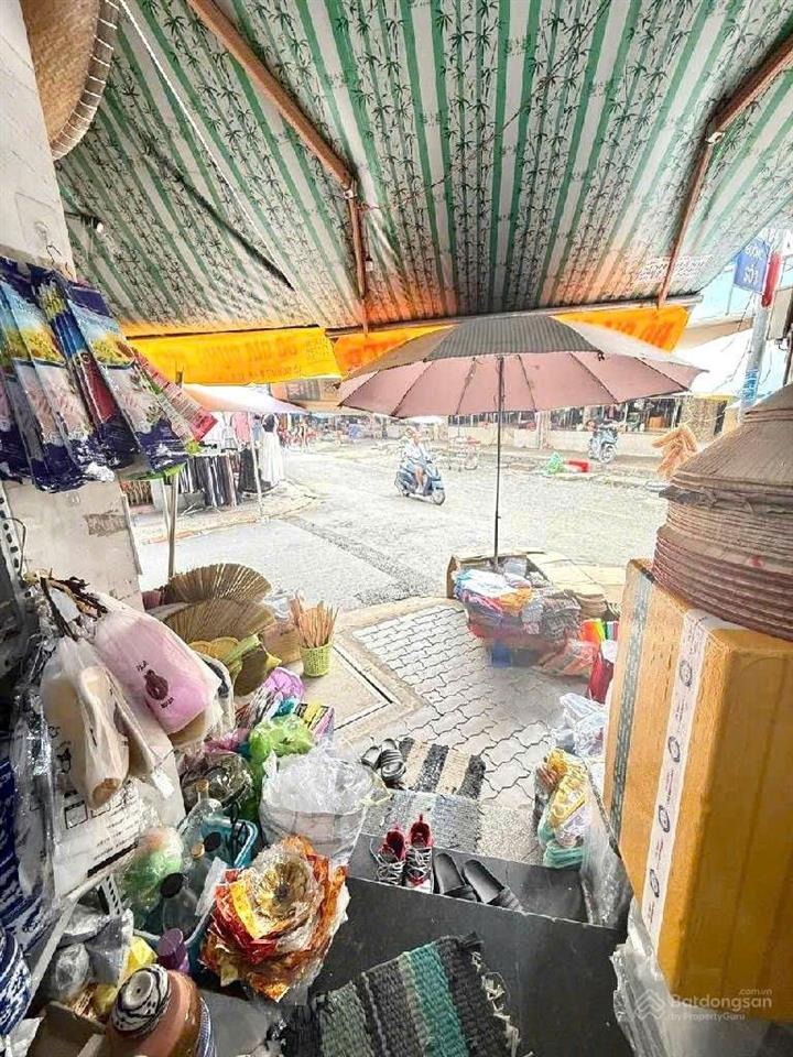 ( quận 7) bán nhà phố lô góc 2 mặt tiền kinh doanh  ngay chợ tân mỹ có thang máy  chỉ 22 tỷ