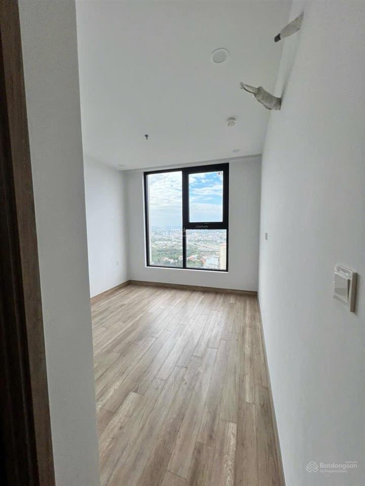 Bán cc 2pn, 2wc giá chỉ với 6 tỷ, 72m2 ở chung cư the wisteria, cách mỹ đình 7p di chuyển.