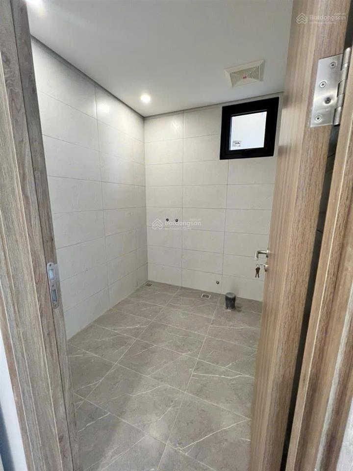 Bán cc 2pn, 2wc giá chỉ với 6 tỷ, 72m2 ở chung cư the wisteria, cách mỹ đình 7p di chuyển.