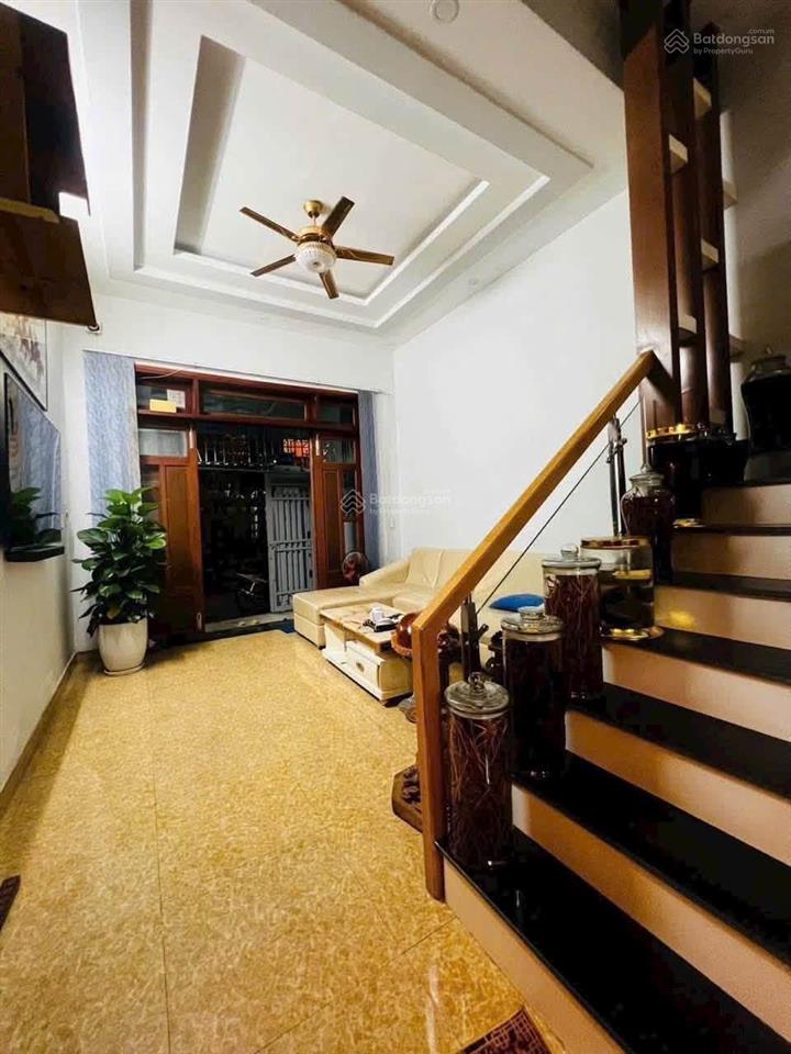Chú toàn con bảo lãnh đi mỹ bán gấp nhà hai bà trưng, quận 3. giá 6,65tỷ/54m2  đang cho thuê 28tr