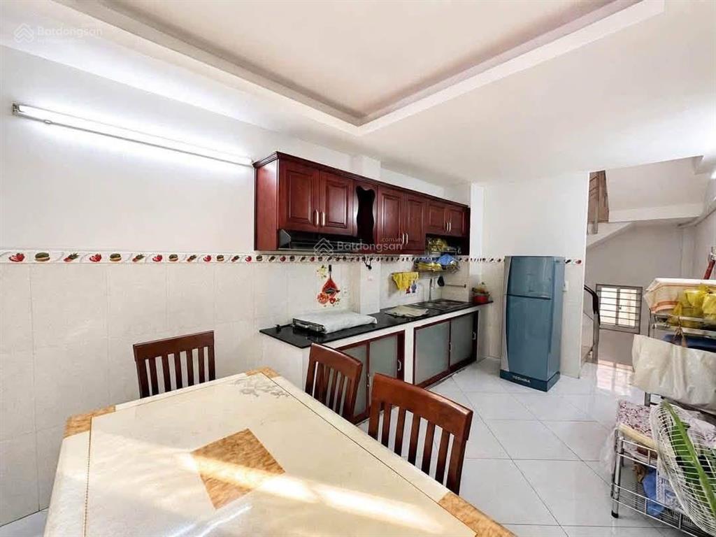 Nhà 5 tầng mặt tiền đường số 7, cư xá đô thành, quận 3. dt 63m2 (ngang 3,5m dài 18m) sổ sẵn