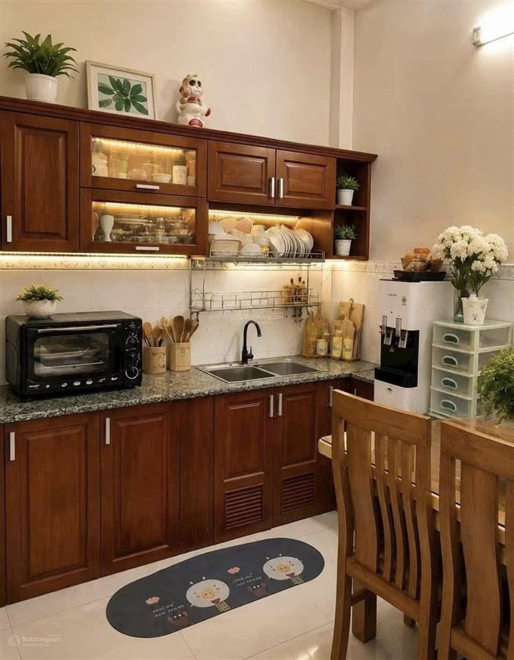 Cô loan ngộp vốn bán nhà góc 2 mặt tiền hẻm đường bà hạt, quận 10. 72m2 (4,5m x 16m) shr