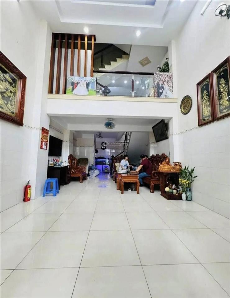 Chú tâm chuyển công tác về quê bán nhà hẻm xe tải 8m  nguyên hồng, bình thạnh. 68,9m2
