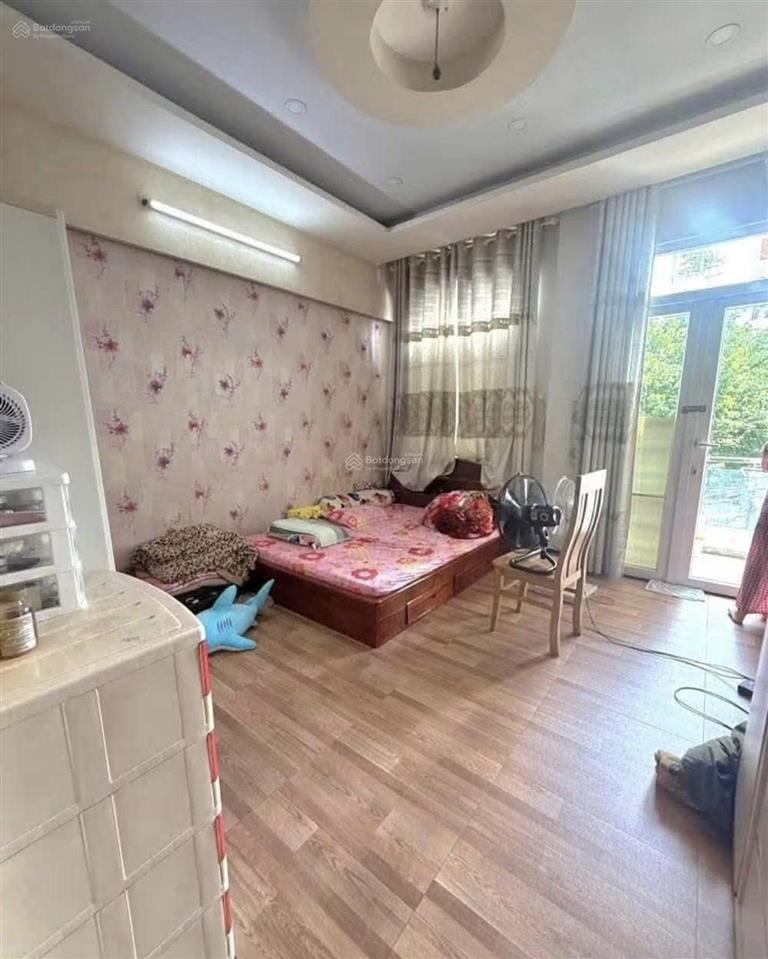 Chú tâm chuyển công tác về quê bán nhà hẻm xe tải 8m  nguyên hồng, bình thạnh. 68,9m2