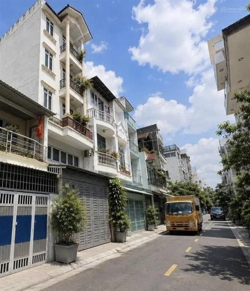 Chú tâm chuyển công tác về quê bán nhà hẻm xe tải 8m  nguyên hồng, bình thạnh. 68,9m2